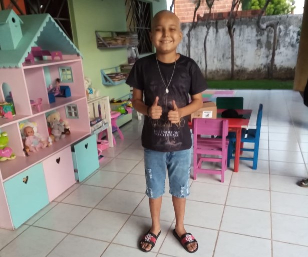 A jornada de Pedro: Espalhando amor e esperança na luta contra o câncer infantil